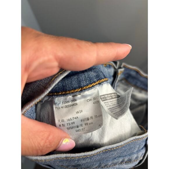 Levi’s Wedgie Skinny High Rise Distressed Jeans Raw Hem Women’s Size 29 - Picture 6 of 6